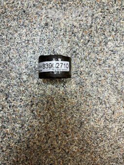 Втулка  NEW HOLLAND  83902710 Россия